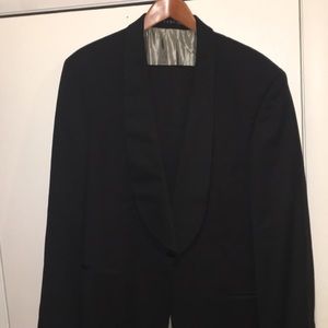 Hugo Boss Men Black Shawl Tuxedo Jacket/Pants 42L